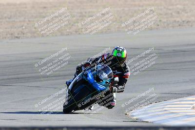 media/Jan-08-2022-SoCal Trackdays (Sat) [[1ec2777125]]/Turn 10 (2pm)/